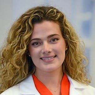 surgeon profile picture